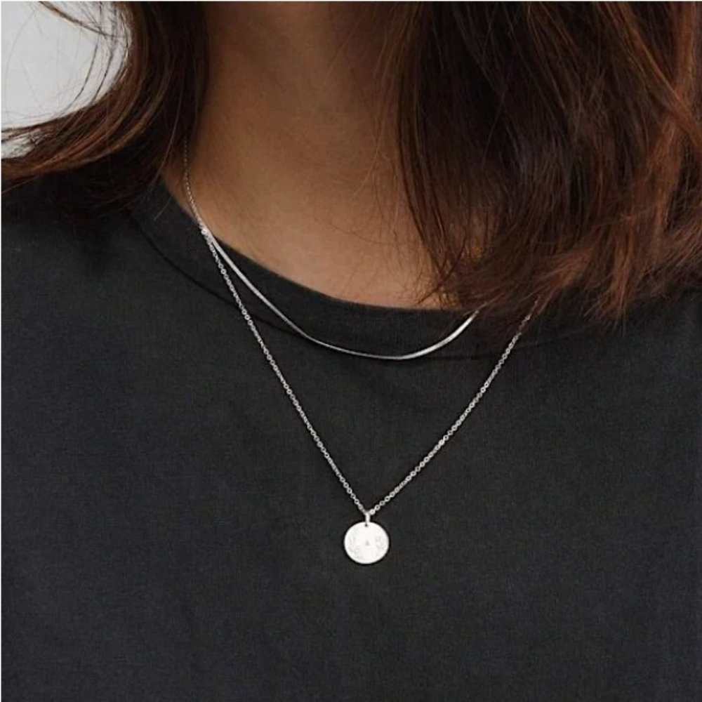 Floral Letter U Initial Dainty Silver/Gold Flower Circle Disc Hippie Necklace - Picture 7 of 16